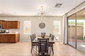 Dining - Resort Lifestyle in Casa Grande  (Casa Grande)