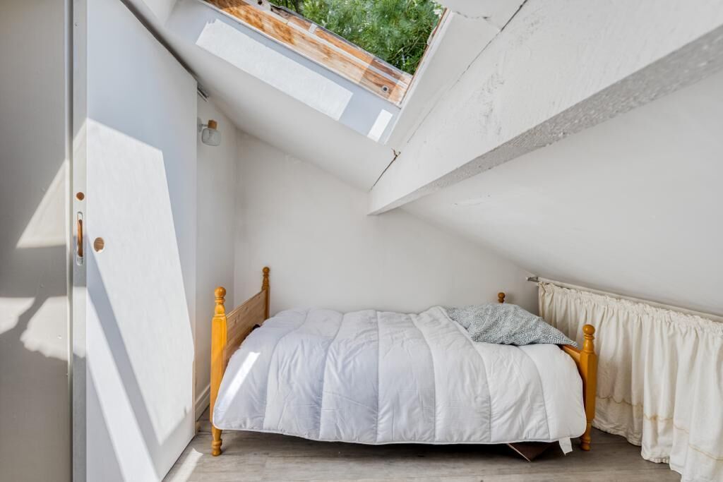 3 chambres, fer et planche à repasser, Wi-Fi, draps fournis