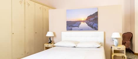 1 bedroom, iron/ironing board, bed sheets