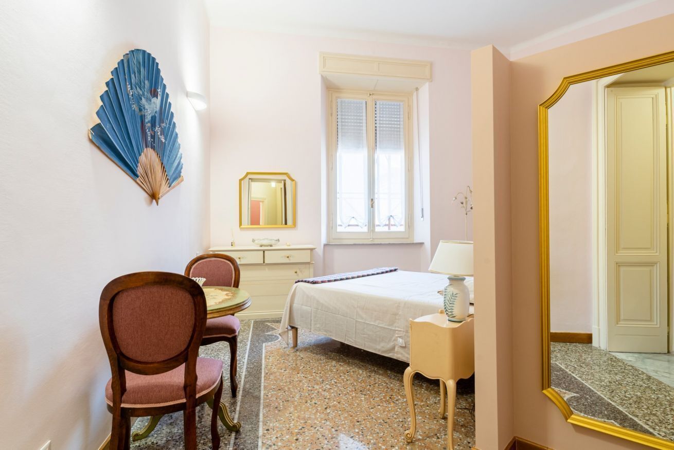 1 bedroom, iron/ironing board, bed sheets