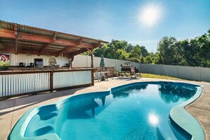 Et oppvarmet basseng