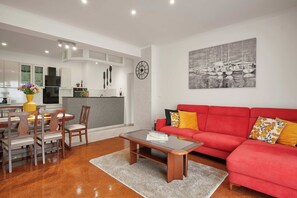 Smart-TV, Videospiele, DVD-Player