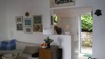 Apartment, Smoking | 2 bedrooms