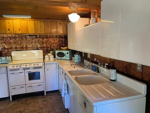 Micro-ondas, fogão, cooktop