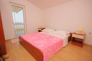 2 bedrooms - Apartments Glory - 80m From Beach (Pasman)