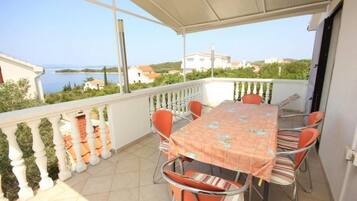 Apartment, Smoking | 2 bedrooms