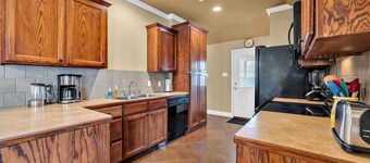 Peace at Skyview - 10 minutes to downtown Waco