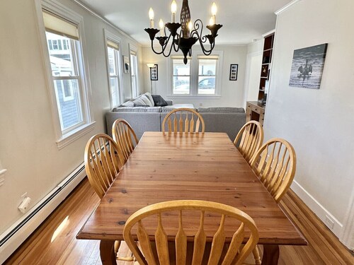 Large 3BR Home in Downtown Bar Harbor! [Eden West]