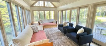 Quiet Family & Pet Friendly Home! [Owls Nest]