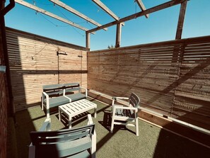 Terrace/patio - The Dunes, Lytham St Annes - stunning coastal getaway!! (Lytham St Annes)