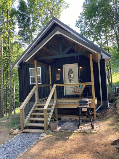 Sandstone: cozy, clean, secluded cabin for making memories!