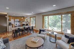 Interior - Private Escape on Fishermans Way (Merrifield)