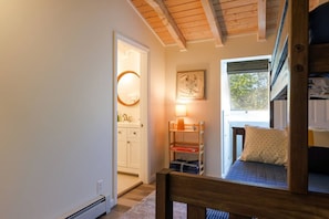 2 chambres, fer et planche Ă repasser, Wi-Fi, draps fournis