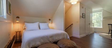 1 habitación, tabla de planchar con plancha, cuna de viaje y wifi