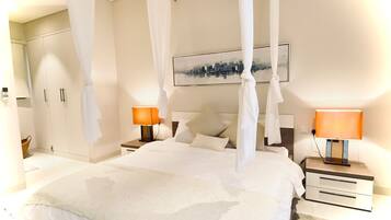 1 chambre, fer et planche Ă repasser, draps fournis