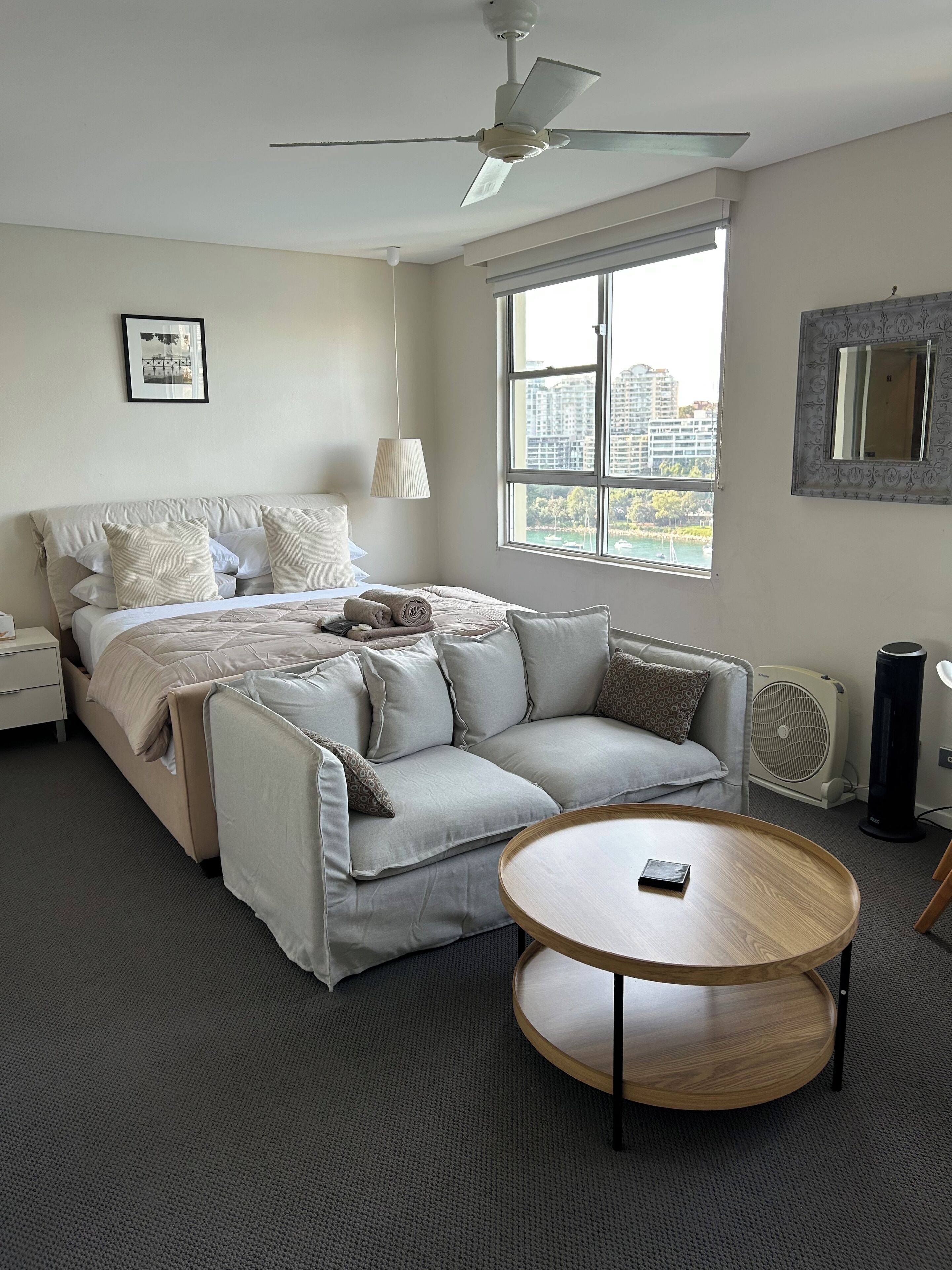 1 bedroom, desk, iron/ironing board, WiFi (free)