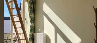 Unique house for 12 people at Grote Markt Antwerp  