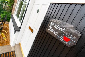 Rumah | 2 kamar tidur dan meja kerja