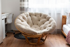 3 bedrooms, bed sheets - Family Apartment Promienista by Renters (Poznan)