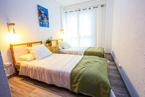 3 bedrooms, free WiFi, bed sheets - BELLO HORIZONTE Apartment (Salou)