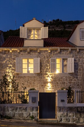 Exterior - Villa Miri, superior heritage villa with swimming pool (Dubrovnik)