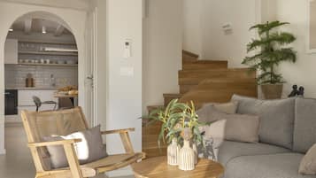 Deluxe House | Living area | Flat-screen TV