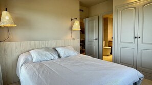 3 bedrooms, iron/ironing board, free WiFi, bed sheets - GOLF MAR II G 1-3 (Pals)