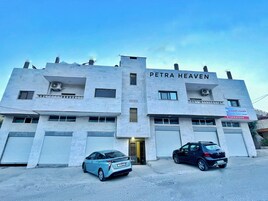 Fachada del alojamiento