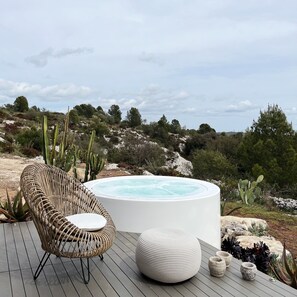 Whirlpool, Körperbehandlungen, Schlammbad, Aromatherapie