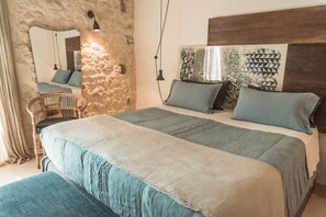 Deluxe-Doppelzimmer | Hochwertige Bettwaren, Minibar, Zimmersafe, Bügeleisen/Bügelbrett