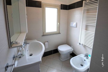 Bagno. Nonna Maria