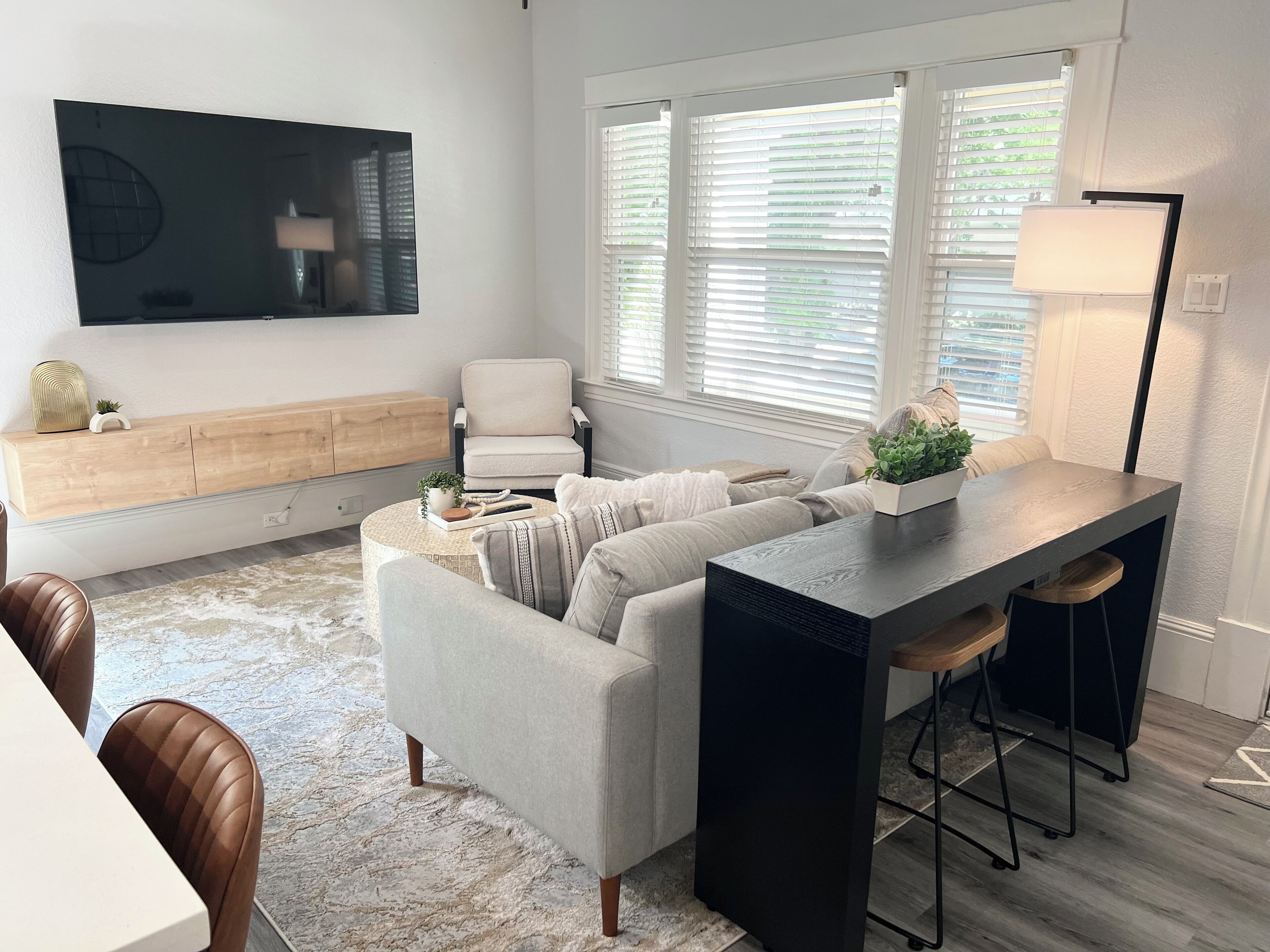 Luxe Victorian 2BR/2BA Downtown w/Serene Backyard