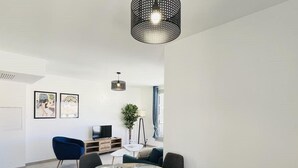 Uklassifisert bilde, 2 av 27, knapp