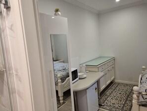 1 soverom, strykejern/-brett, wi-fi og sengetøy