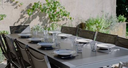 Spacious Gîte with Garden & Modern Decor in Scenic Centre Val de Loire