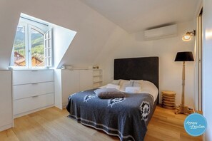 4 chambres, fer et planche à repasser, Wi-Fi gratuit, draps fournis