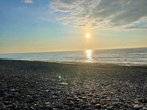 Beach - Sea Breeze Studio (Batumi)