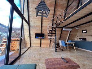 Interior detail - GreenWood Merisi (Keda)