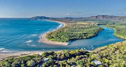 New Exclusive Retreats Paradise 8 Bedroom Luxury Resort Villa - Fully Staffed