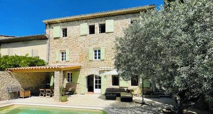 Maison de Village Avec Piscine