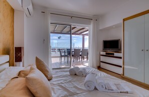 1 bedroom, iron/ironing board, free WiFi, bed sheets