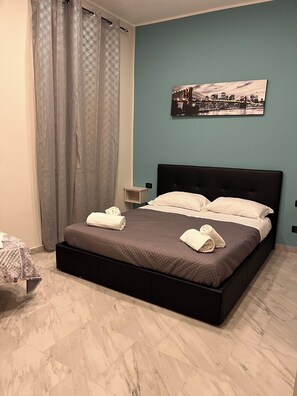 Room - Oce Hotels  (Naples)