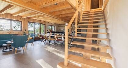 Ancienne Ferme Rénovée Avec Goût Dans un Hameau Reposant