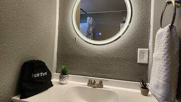 Bathtub