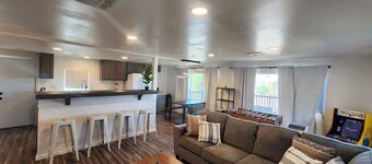 Family Home Grand Canyon Desert