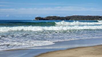 Beach nearby, beach towels