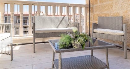 Stylish 1 Bedrooms Parking At City Gate