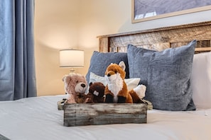 Apartment, 3 Schlafzimmer | 3 Schlafzimmer, laptopgeeigneter Arbeitsplatz, Bügeleisen/Bügelbrett