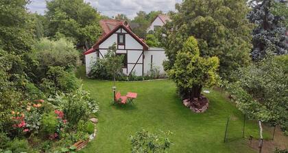 Summer house Ella - cozy half-timbered house with garden, barbecue, table tennis