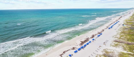 Una playa cerca
